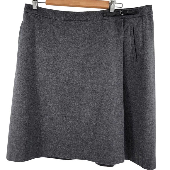 L. L. Bean Classic Fit Gray Mini Skirt 16 - Picture 1 of 6